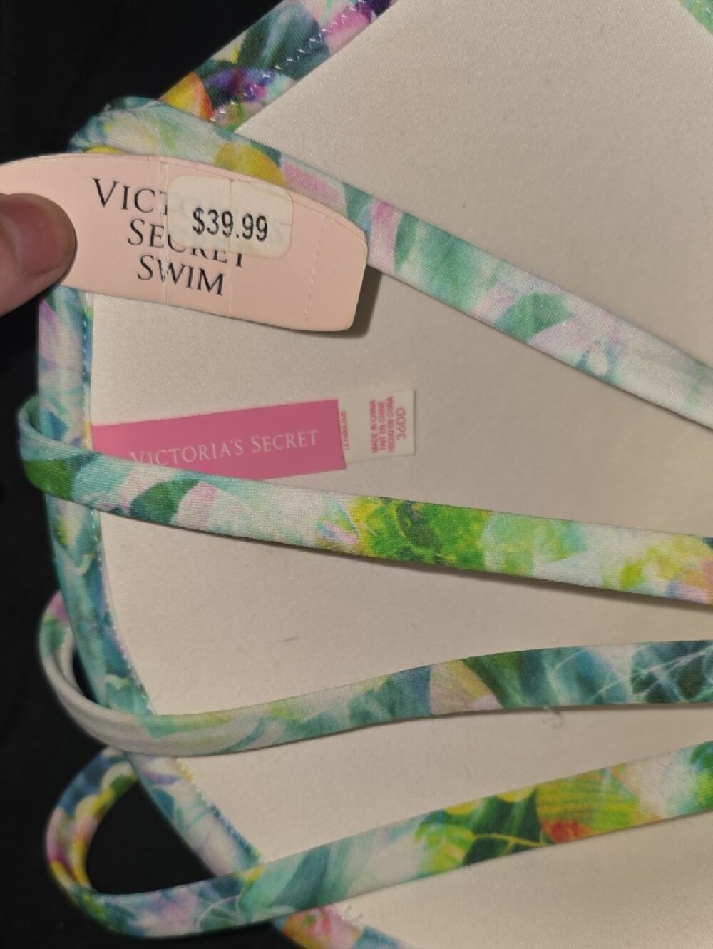 Victoria's Secret Floral Green and Pink Push-Up Bra - Picture 3 of 3